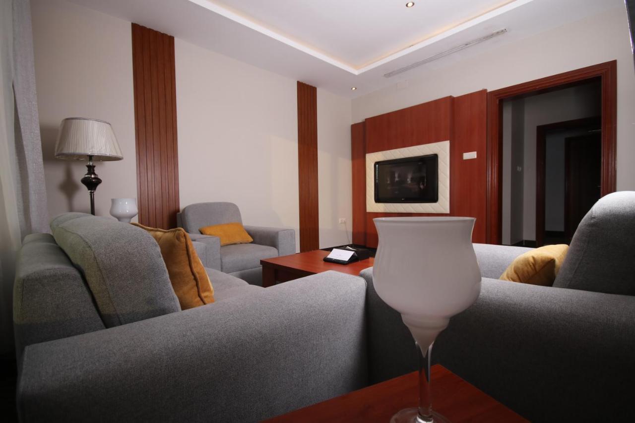 Tobal Al Zahra Hotel Apartments Jidda Eksteriør bilde