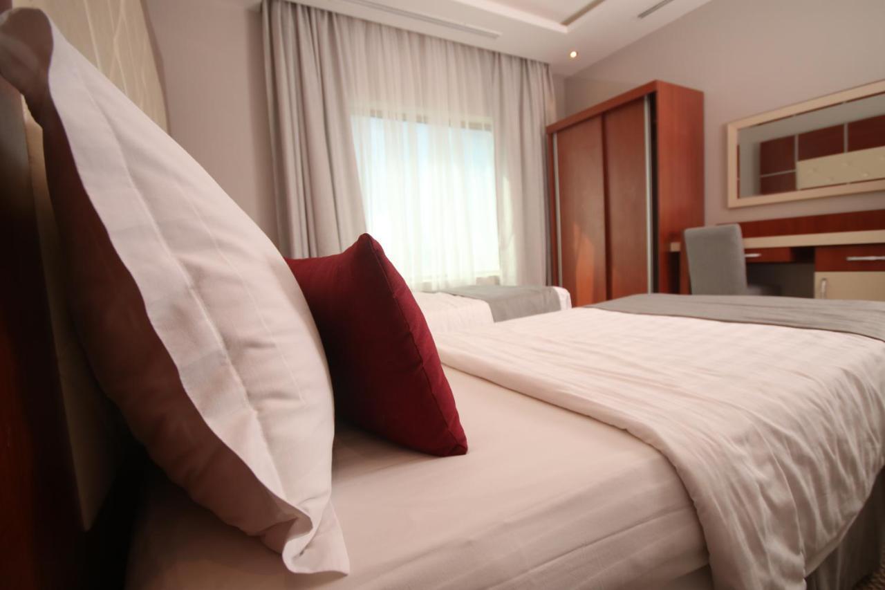 Tobal Al Zahra Hotel Apartments Jidda Eksteriør bilde